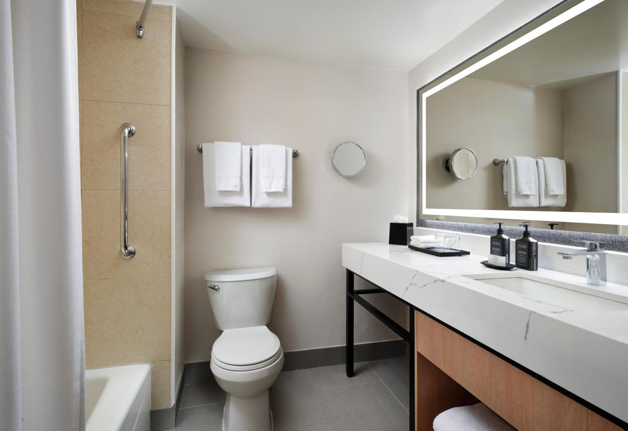 Sheraton Ontario Airport Hotel Εξωτερικό φωτογραφία